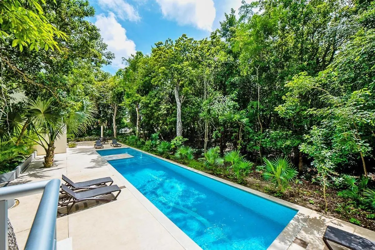Apartment With A Private Beach Playa del Carmen